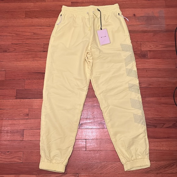 Kith - Picture 2 of 7